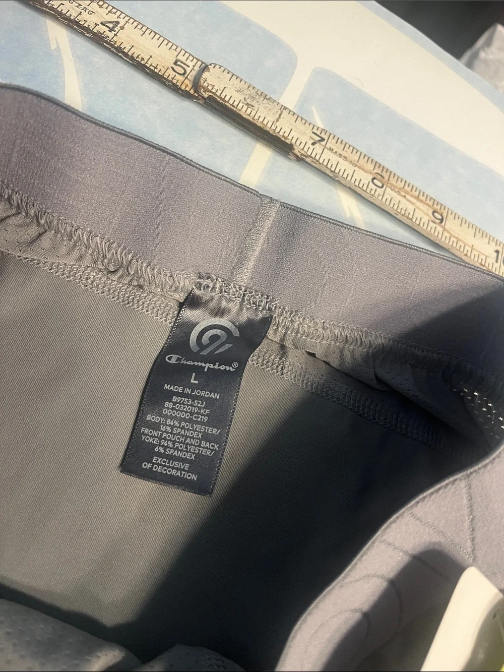 .39..Champion Light Gray boys large cool compression Performance Leggings
